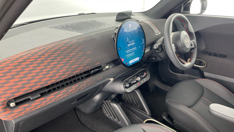 MINI Aceman 160kW SE Classic 54kWh 5dr Auto Electric Hatchback